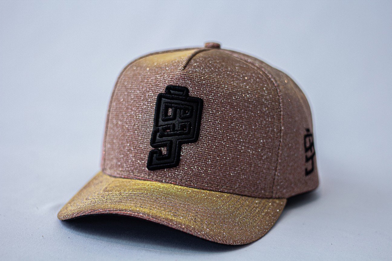 BONÉ ABA CURVA - OURO